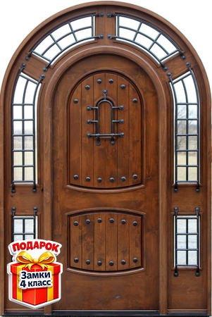 Металлическая парадная дверь арочного типа с ковкой, стеклом и массивом
