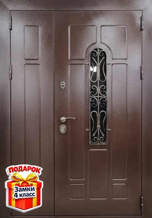 Входная полуторастворчатая термодверь с выдавленным рисунком, ковкой, стеклом и коричневым полимерным окрашиванием