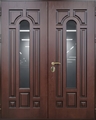 Двустворчатая уличная остекленная термодверь с отделкой МДФ со шпоном и псевдофиленкой