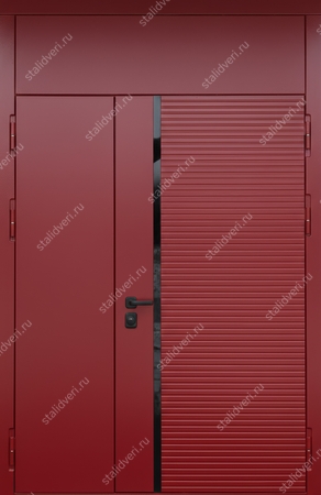 Полуторастворчатая стальная дверь с глухой верхней вставкой, красными панелями МДФ (RAL 3000) с черной полоской Полуторастворчатая стальная дверь с глухой верхней вставкой, красными панелями МДФ (RAL 3000) с черной полоской