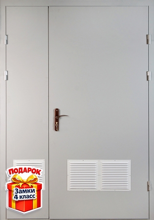 Металлическая полуторная техническая дверь с вентиляцией и порошковым напылением