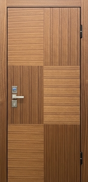 Металлическая дверь с отделкой современными панелями МДФ Металлическая дверь с отделкой современными панелями МДФ